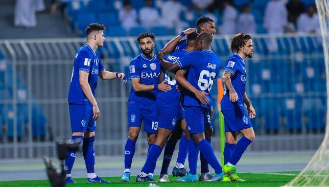 بث مباشر مباراة الهلال والاستقلال