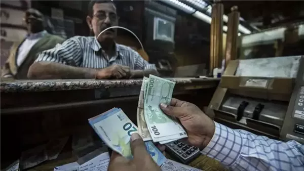 تحويلات المصريين العاملين بالسعودية