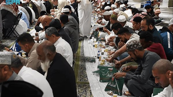 إفطار رمضان بالمسجد النبوي 1446هـ